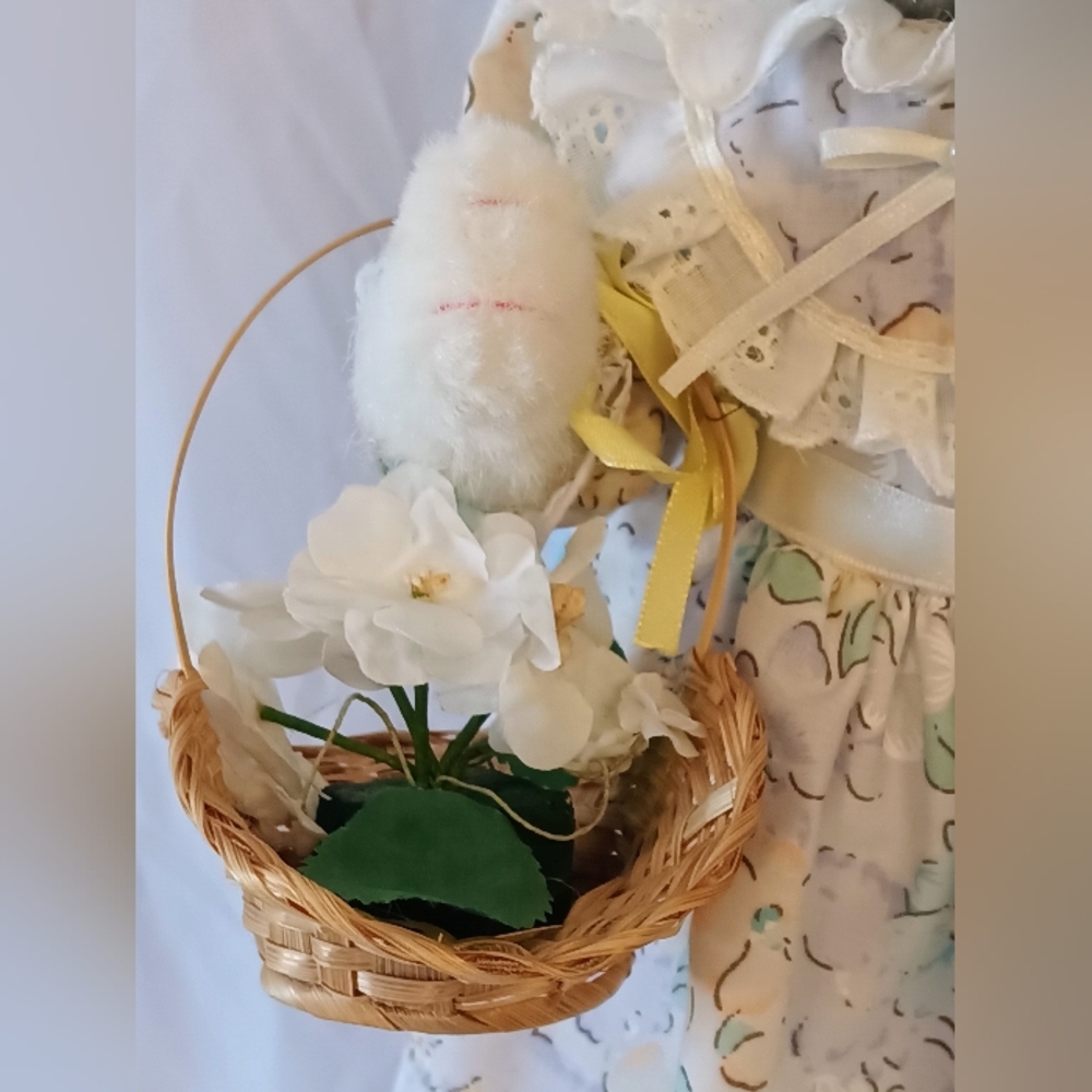 𝑻𝒉𝒆 𝑶𝒓𝒊𝒈𝒊𝒏𝒂𝒍 𝑬𝒂𝒔𝒕𝒆𝒓 𝑹𝒂𝒃𝒃𝒊𝒕 𝑨𝒏𝒊𝒎𝒂𝒕𝒆𝒅 𝑭𝒊𝒈𝒖𝒓𝒊 - Picture 5 of 14
